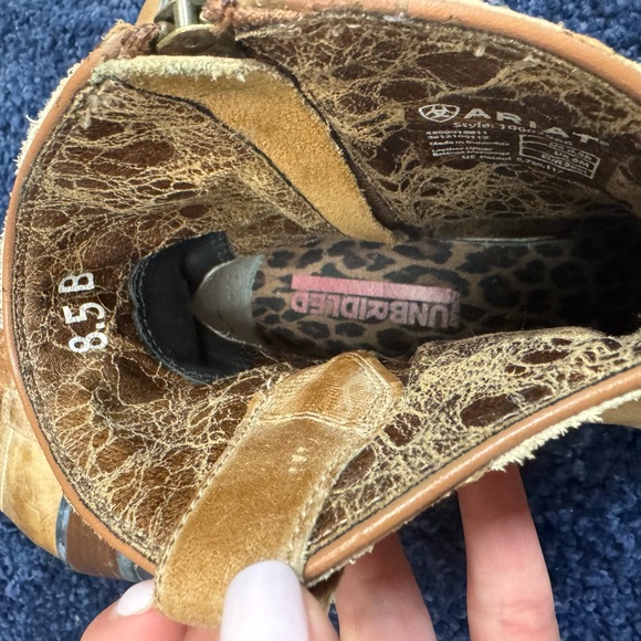 Ariat Brown Cowboy Western Ankle Boots - Picture 6 of 9